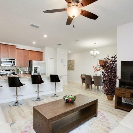 Pleasant House In Storey Lake Near Disney Kissimmee Exterior photo