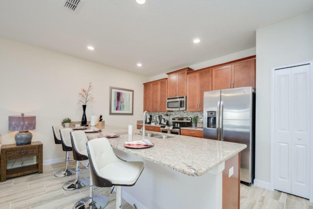 Pleasant House In Storey Lake Near Disney Kissimmee Exterior photo