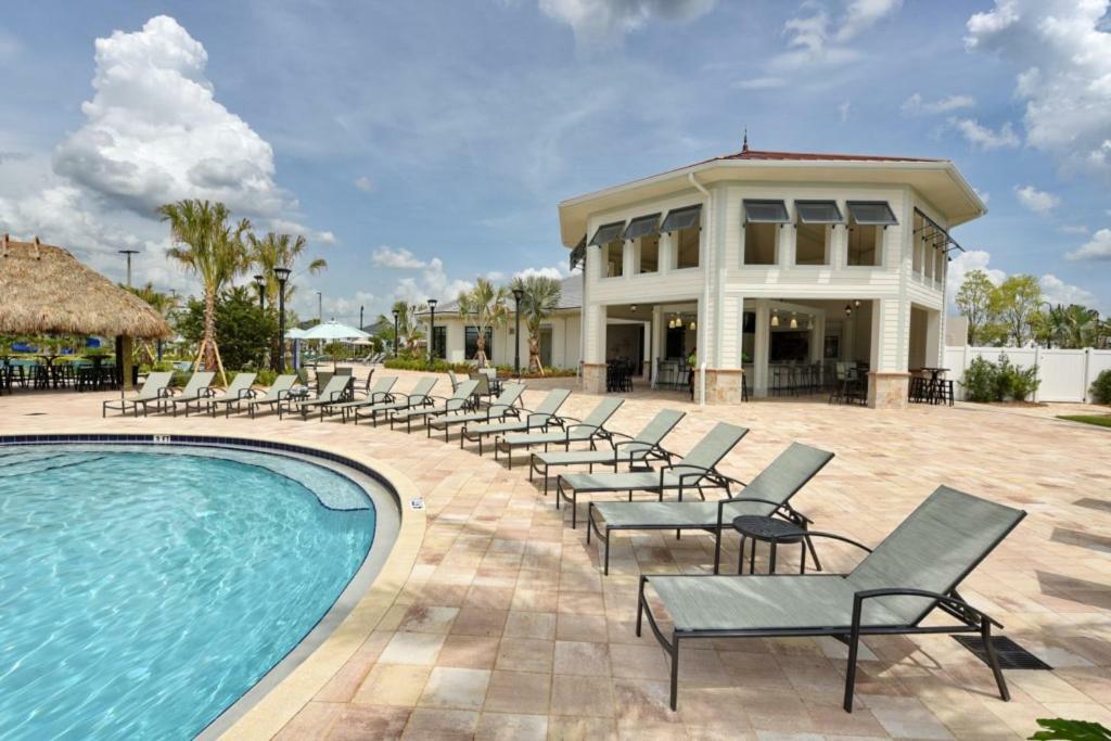 Pleasant House In Storey Lake Near Disney Kissimmee Exterior photo